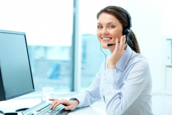 customer-suport-bg Customer Support